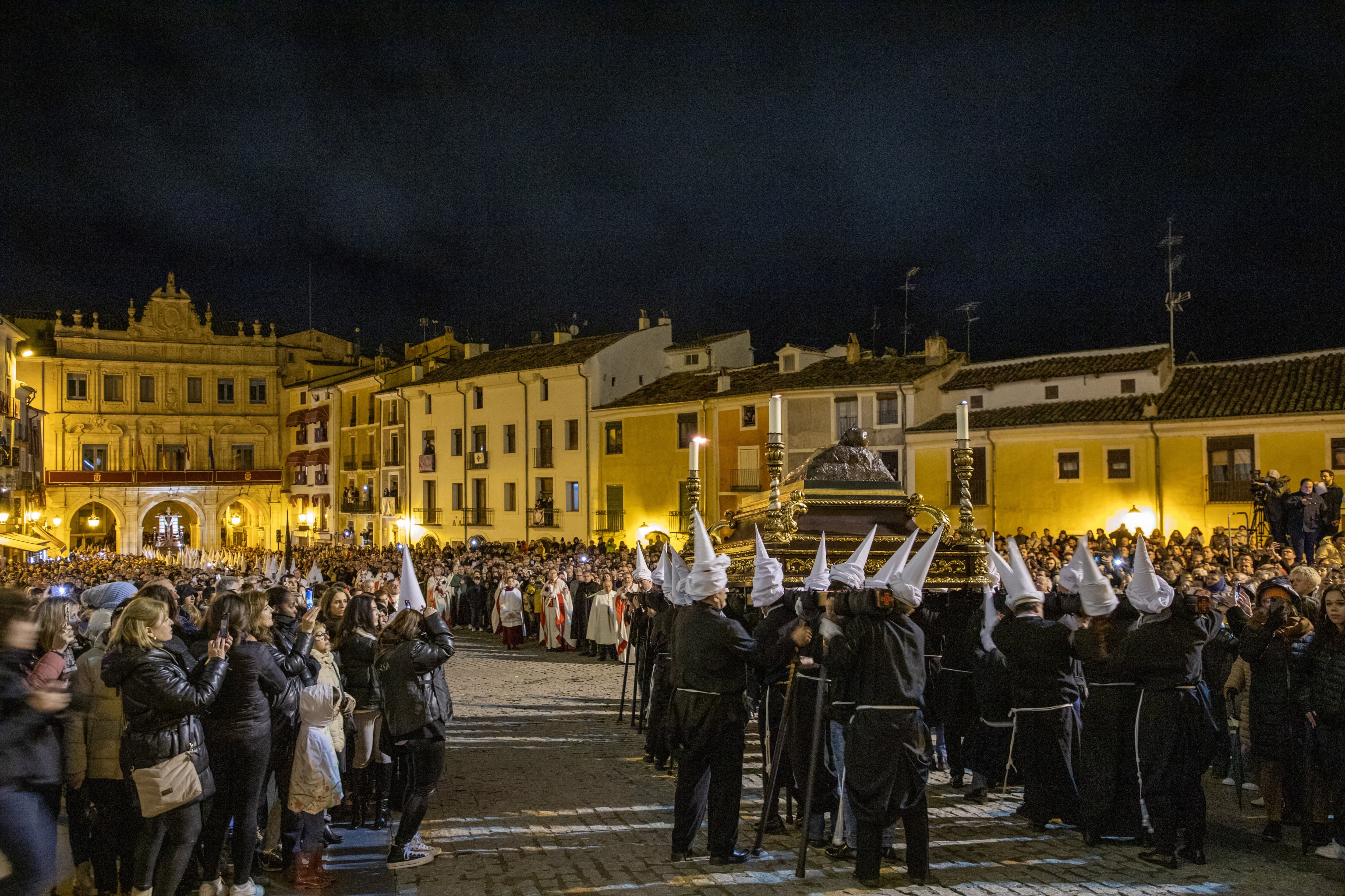 Procesión del Santo Entierro de la Semana Santa de Cuenca de 2024.