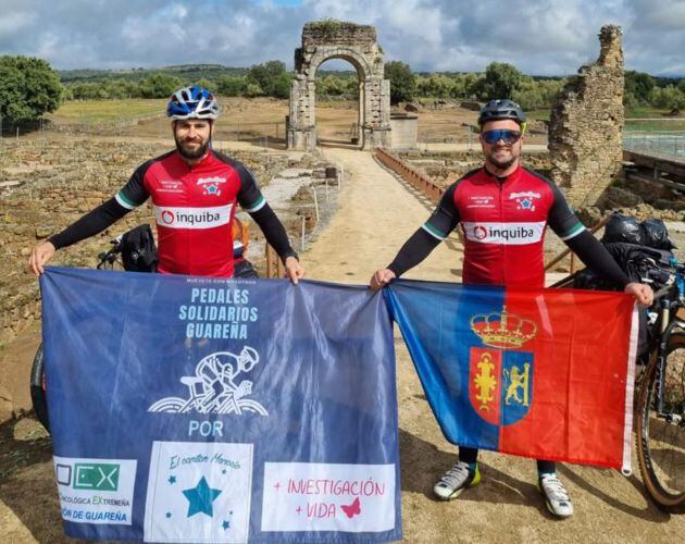 Carlos Marcelo y Carlos Barrero en la Ciudad Romana de Cáparra