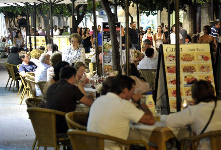 Veladores y terrazas en el centro de Jerez