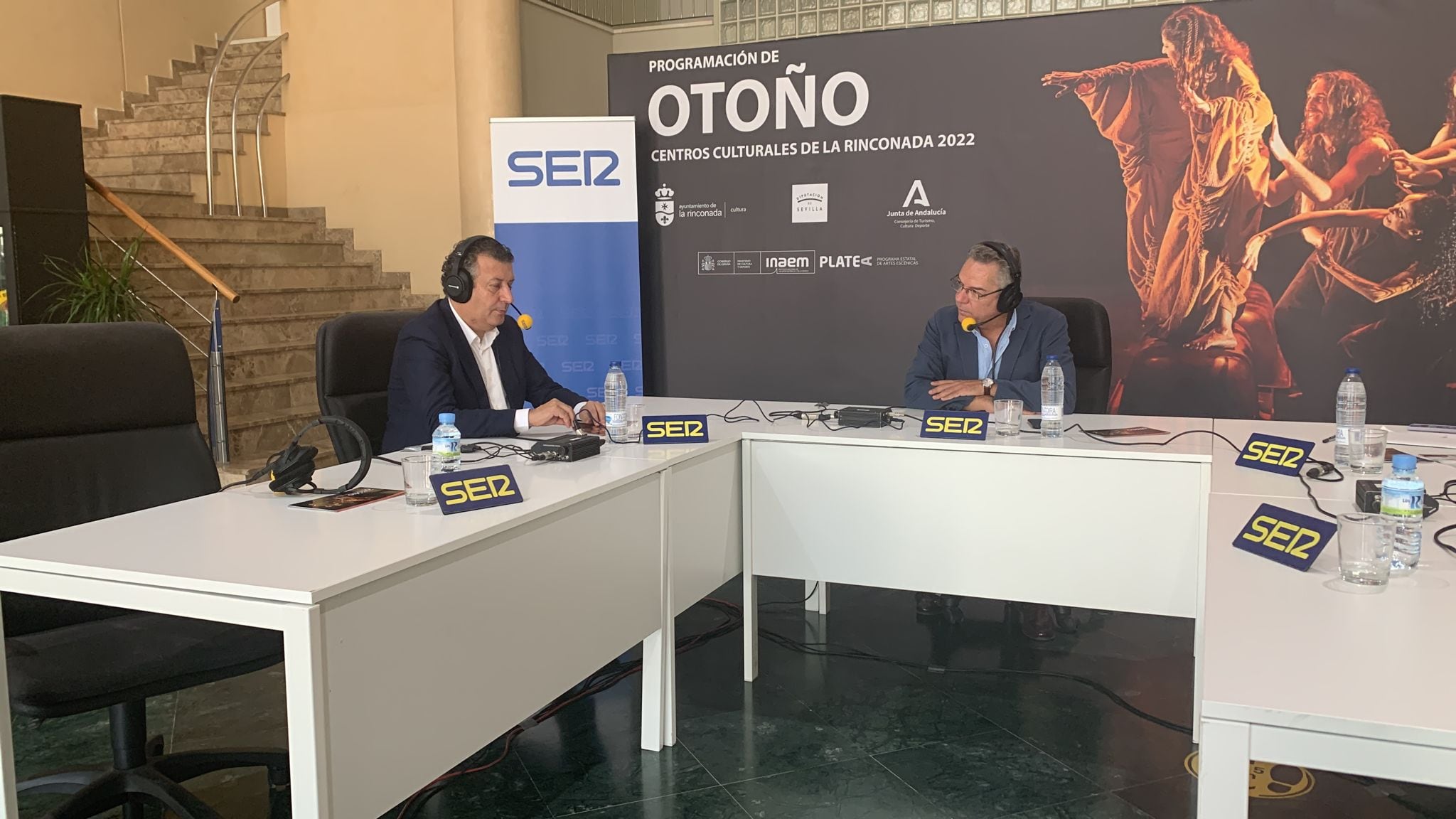 Javier Fernández junto a Salomón Hachuel en un momento del programa