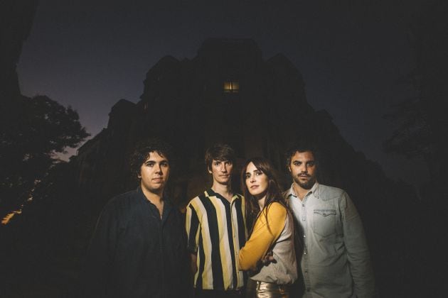 De izquierda a derecha: Álex, Íñigo, Amaia e Iñaki. Ellos son Kokoshca