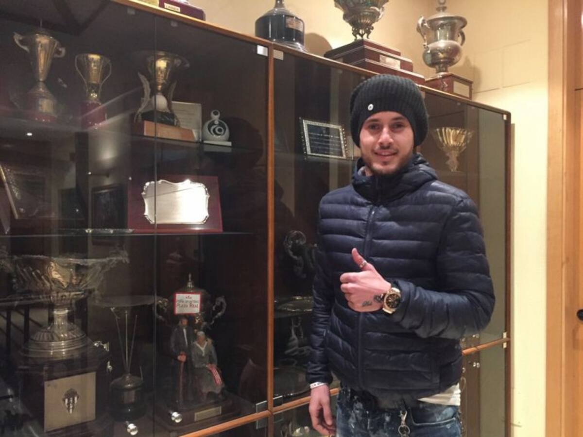 El Sporting rescinde a Guitián e incorpora a Ganfornina al filial