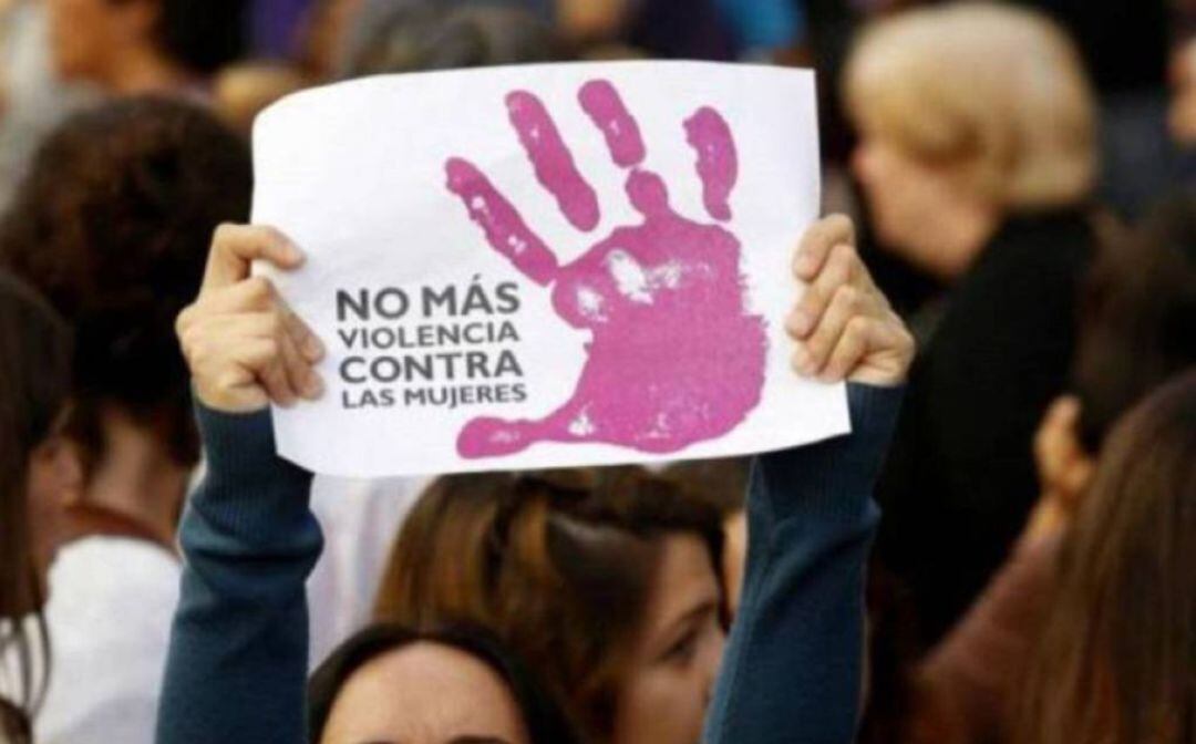 Cartel en una manifestación contra la violencia de género