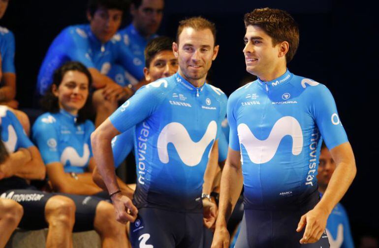 Valverde y Landa en la presentación del Movistar Team.