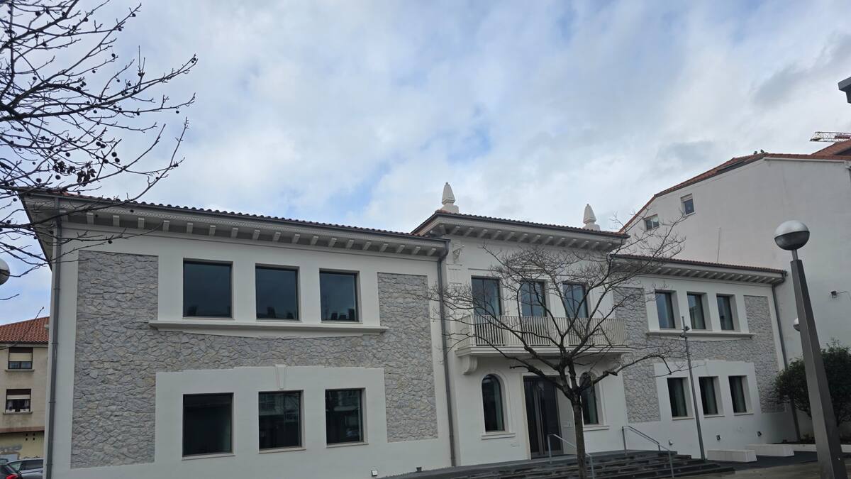 Torrelavega Nuevo Edificio Municipal La Llama
