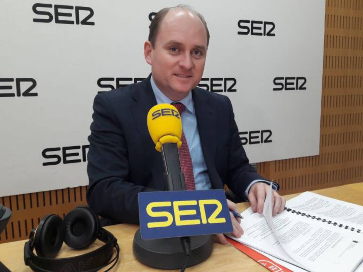 Las máquinas quitanieves preparadas para hacer frente al temporal de nieve en el Noroeste