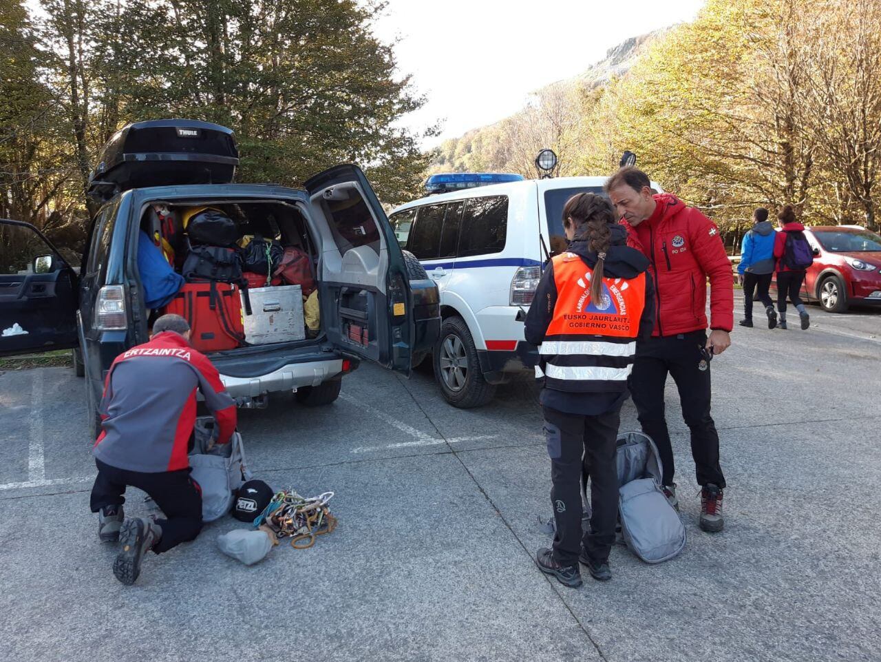 Un amplio dispositivo ha participado en la búsqueda del montañero fallecido