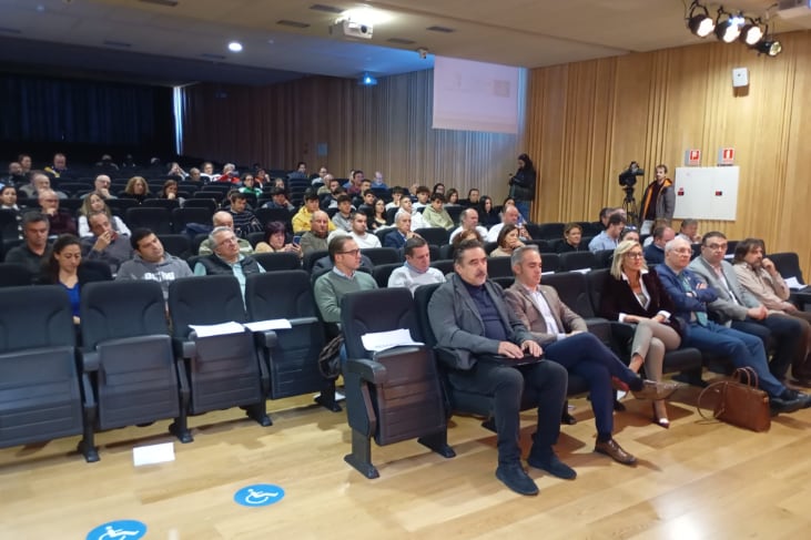 Público asistente y participante en la Jornada de la Escuela de Pastores celebrada en Cuenca el 29 de noviembre.