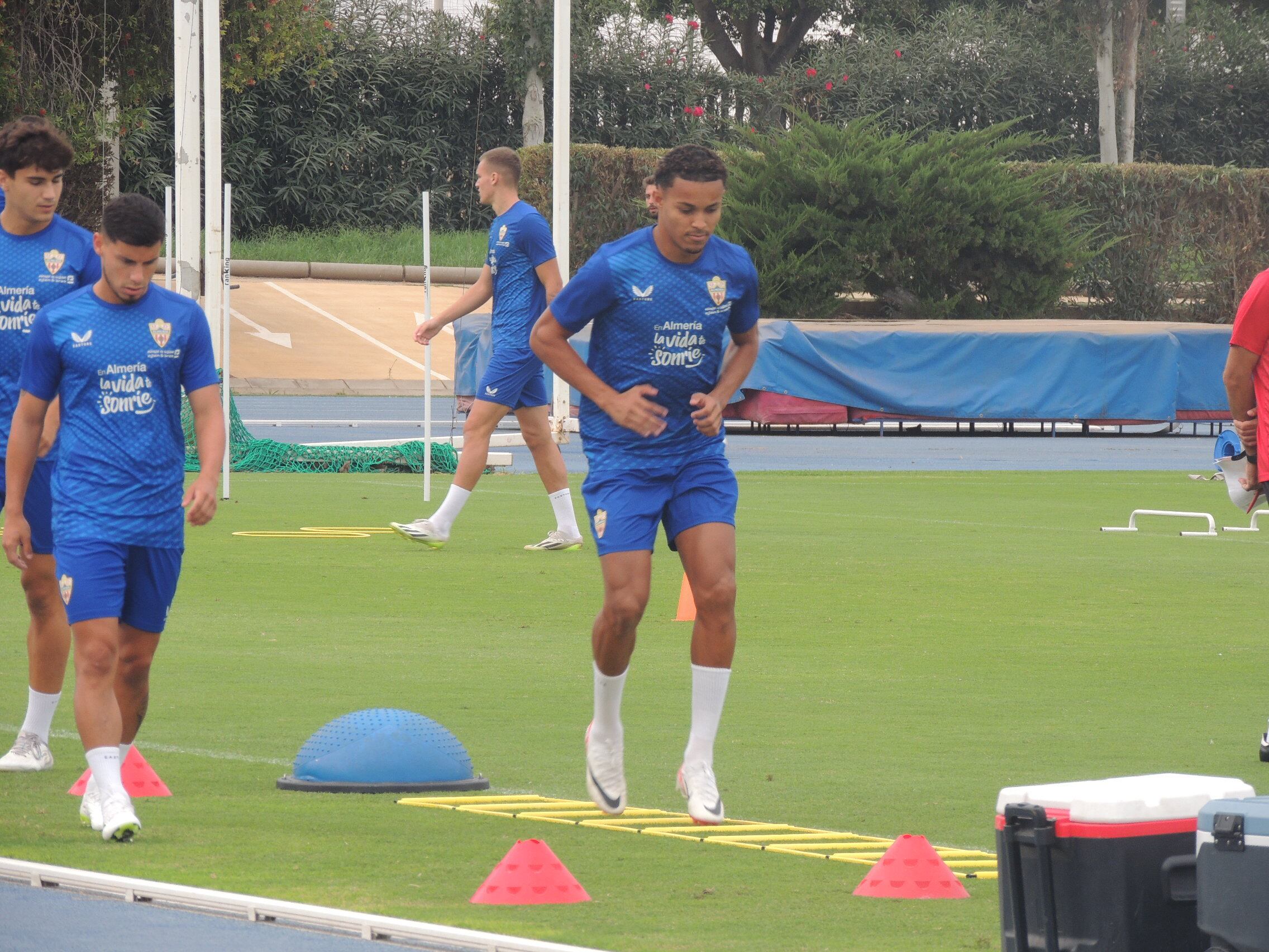 El jugador brasileño ha analizado la actualidad del equipo de Vicente Moreno.