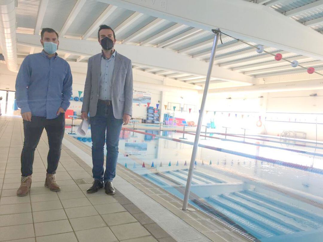Rivera y Gómez en la piscina municipal Nacho Gil de Elda