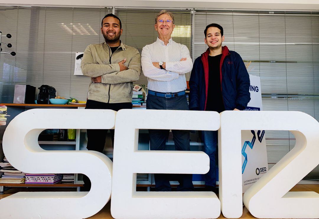 Jorge Murillo, José Ruiz Navarro y Luis Angulo en los estudios de Radio Cádiz