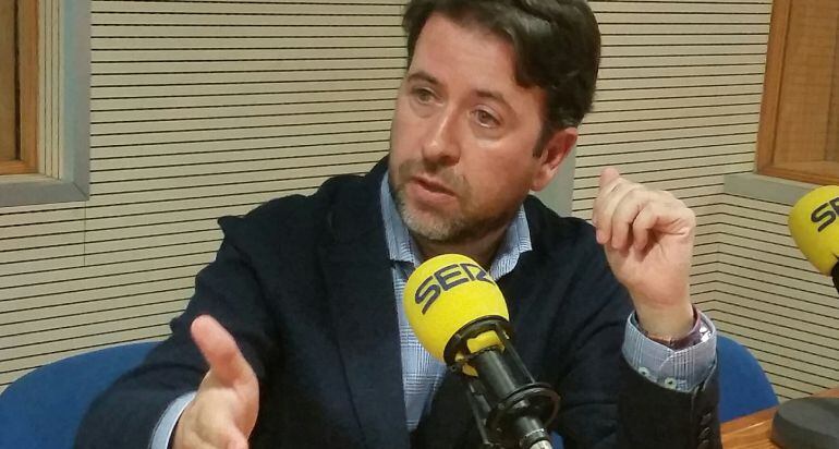 Carlos Alonso, en Radio Club Tenerife