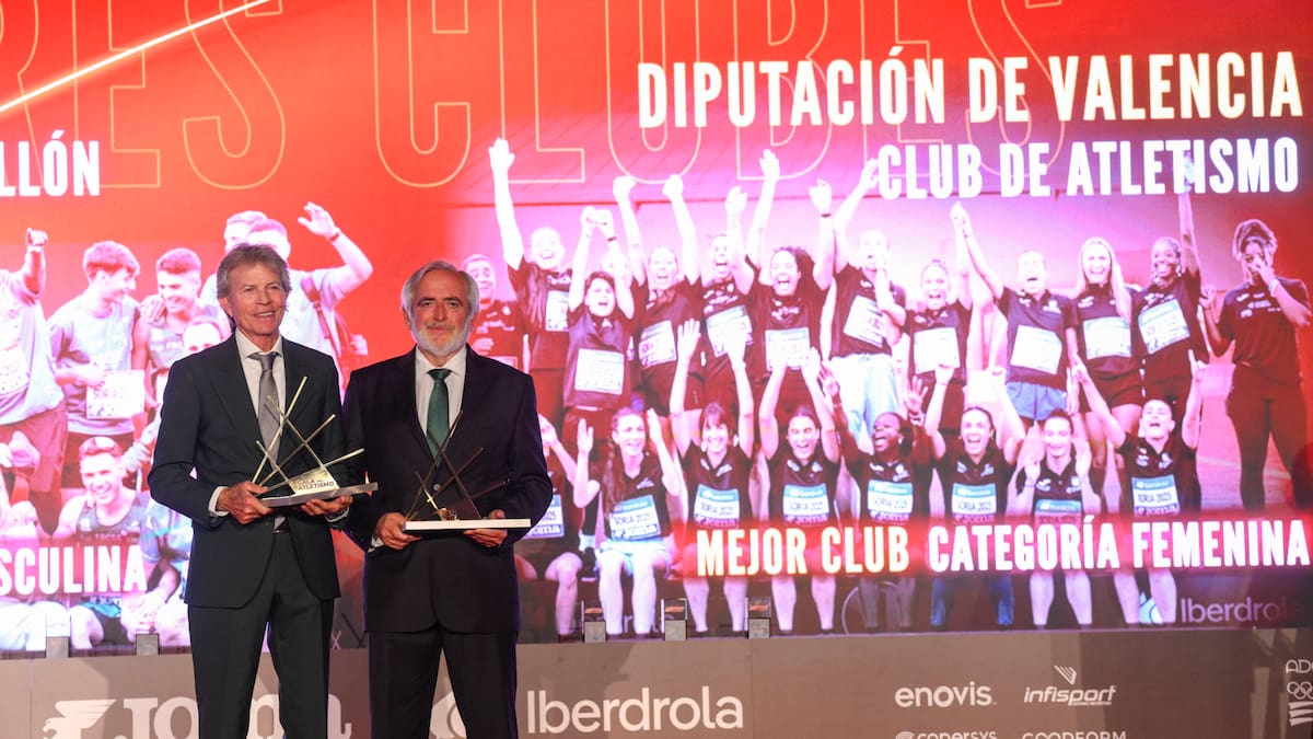 El FACSA Playas de Castellón hace historia en Oviedo y suma 18 años consecutivos como mejor club de España