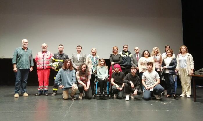 Foto de familia tras el evento