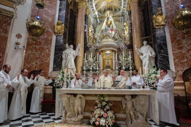 Misa de Descoberta celebrada en la Basílica de la Virgen
