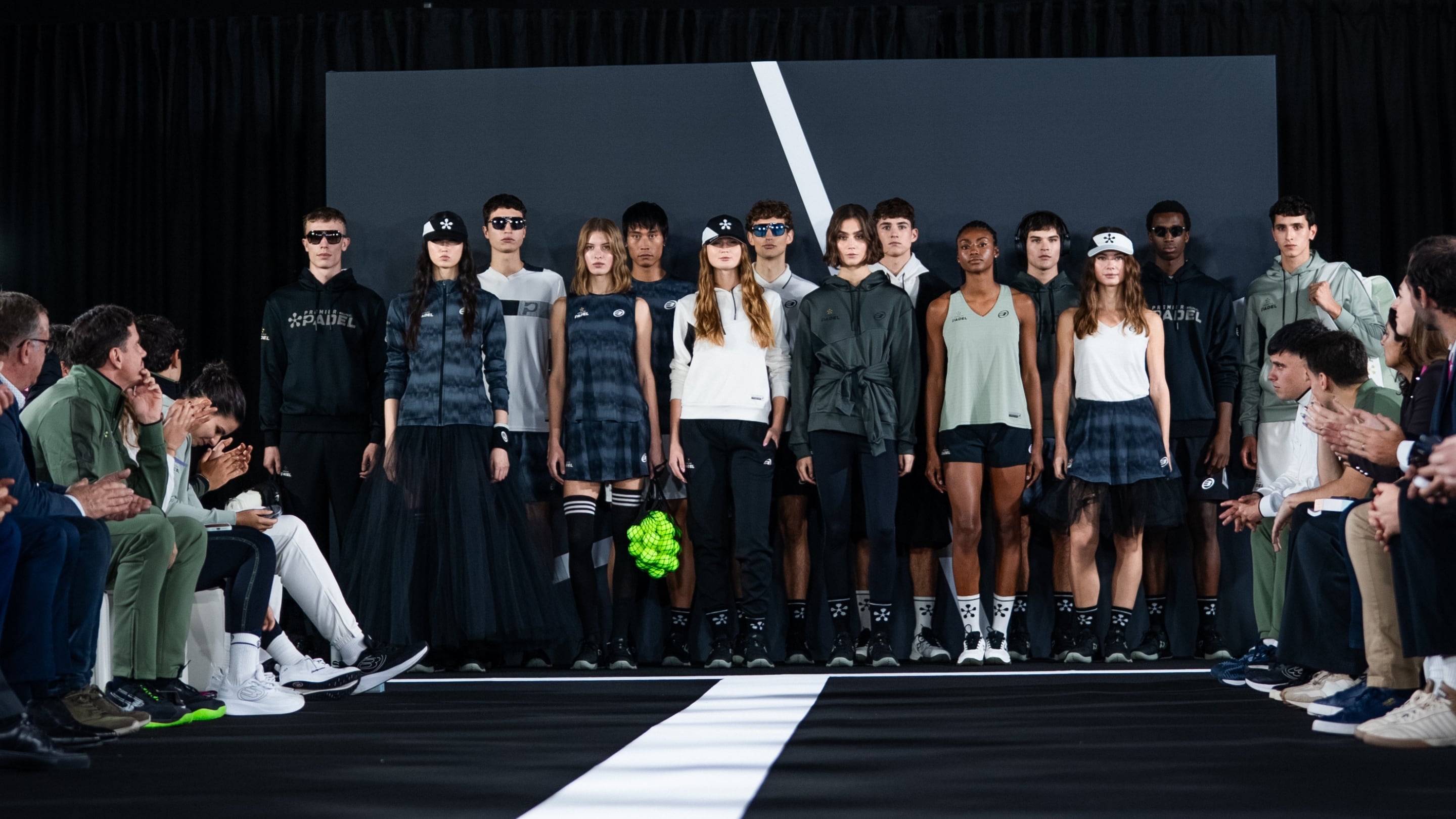 Premier Padel y Bullpadel en el desfile del Premier Padel