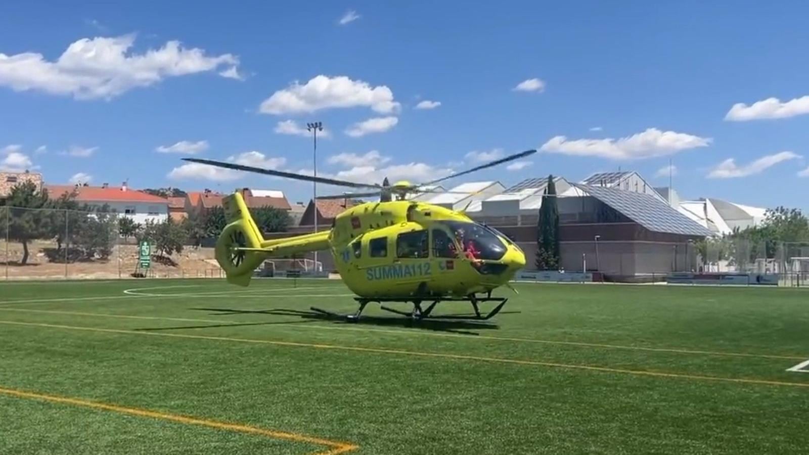 La mujer fue trasladada en helicóptero a un centro hospitalario al sufrir quemaduras graves