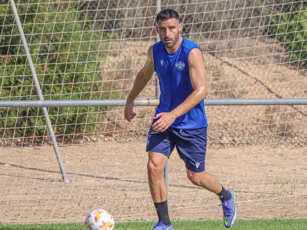 Benja Martínez en un entrenamiento con el Intercity