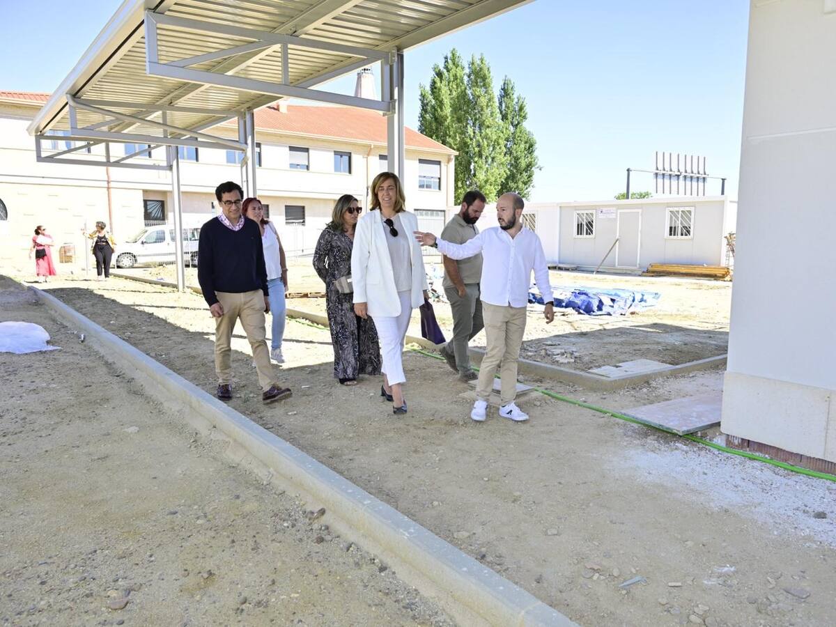 Diputación y Ayuntamiento de Villamuriel invierten más de 195.000 euros en la renovación y pavimentación de la calle Caño