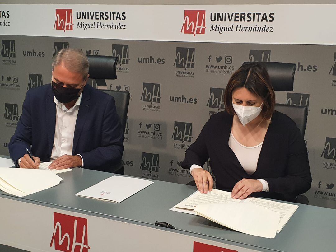 Convenio con la UMH