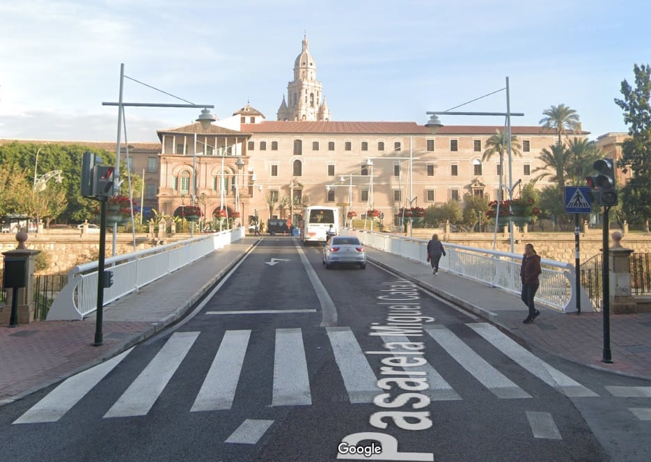 Pasarela Miguel Caballero de Murcia