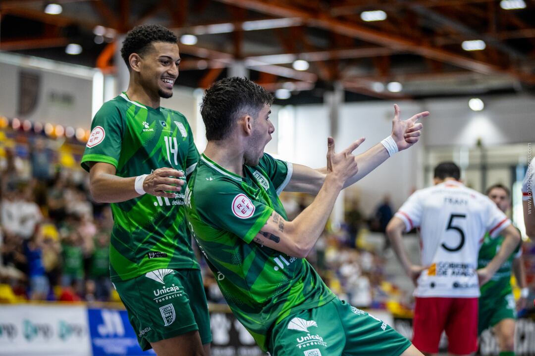 Leandrinho y Alan De Candia ponen fin a su trayectoria en el UMA Antequera