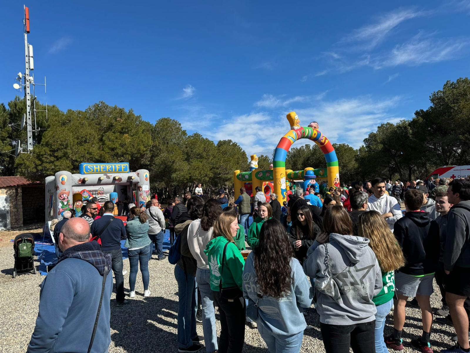 Multitudinaria afluencia de público a la ermita de San Quílez. Foto: Ayuntamiento de Binéfar
