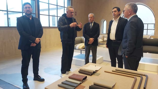 Àlex Cerradelo, Ramón Esteve, José Ramón Revert, Toni Francés y Pepe Serna, durante la visita guiada