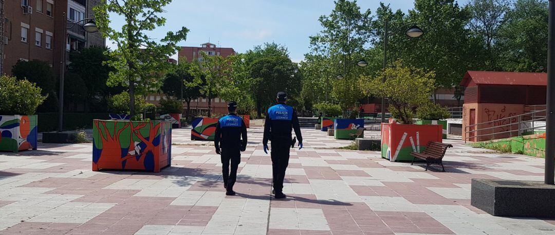 Habrá más presencia policial en las calles de Lganés para sensibilizar a la población sobre la necesidad de mantener la distancia de seguridad, usar de forma correcta las mascarillas y evitar las reuniones de más de seis personas