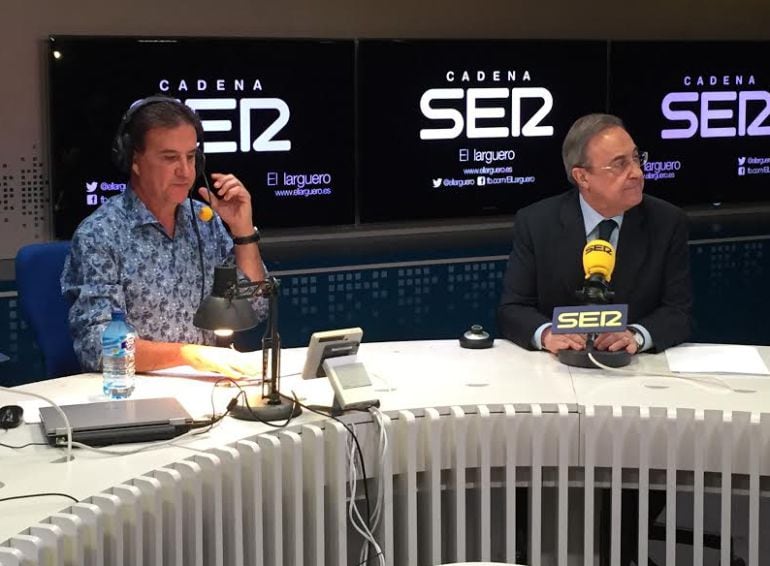 Florentino, junto a De la Morena en los estudios centrales de la SER