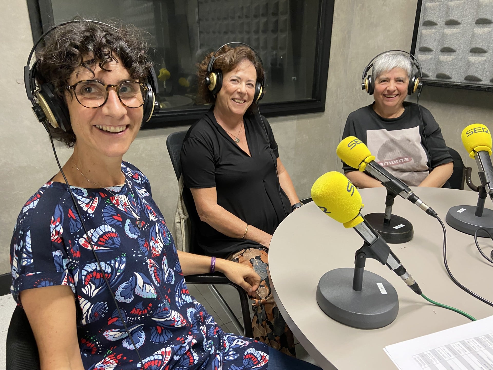 De izquierda a derecha: Eva Pérez de Albéniz, Cristina Salas y Mertxe Arriola