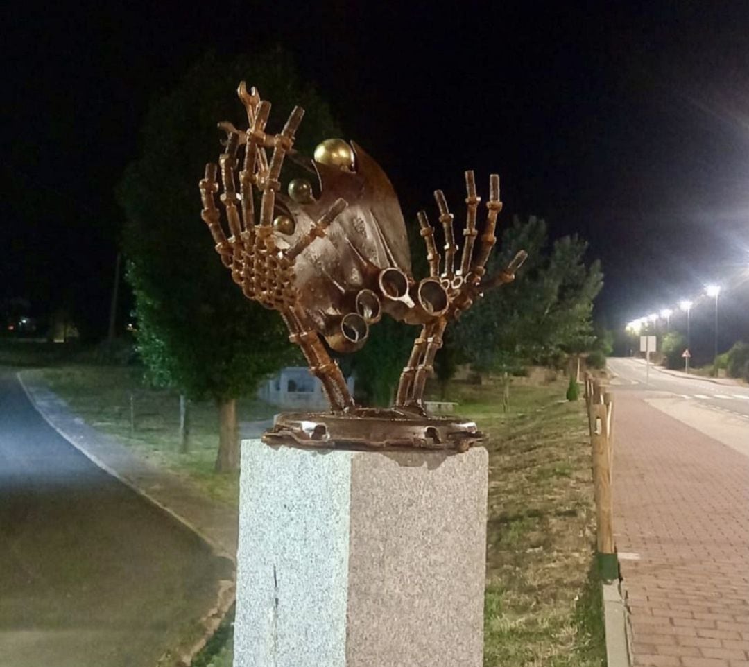 La escultura ha sido donada por un vecino