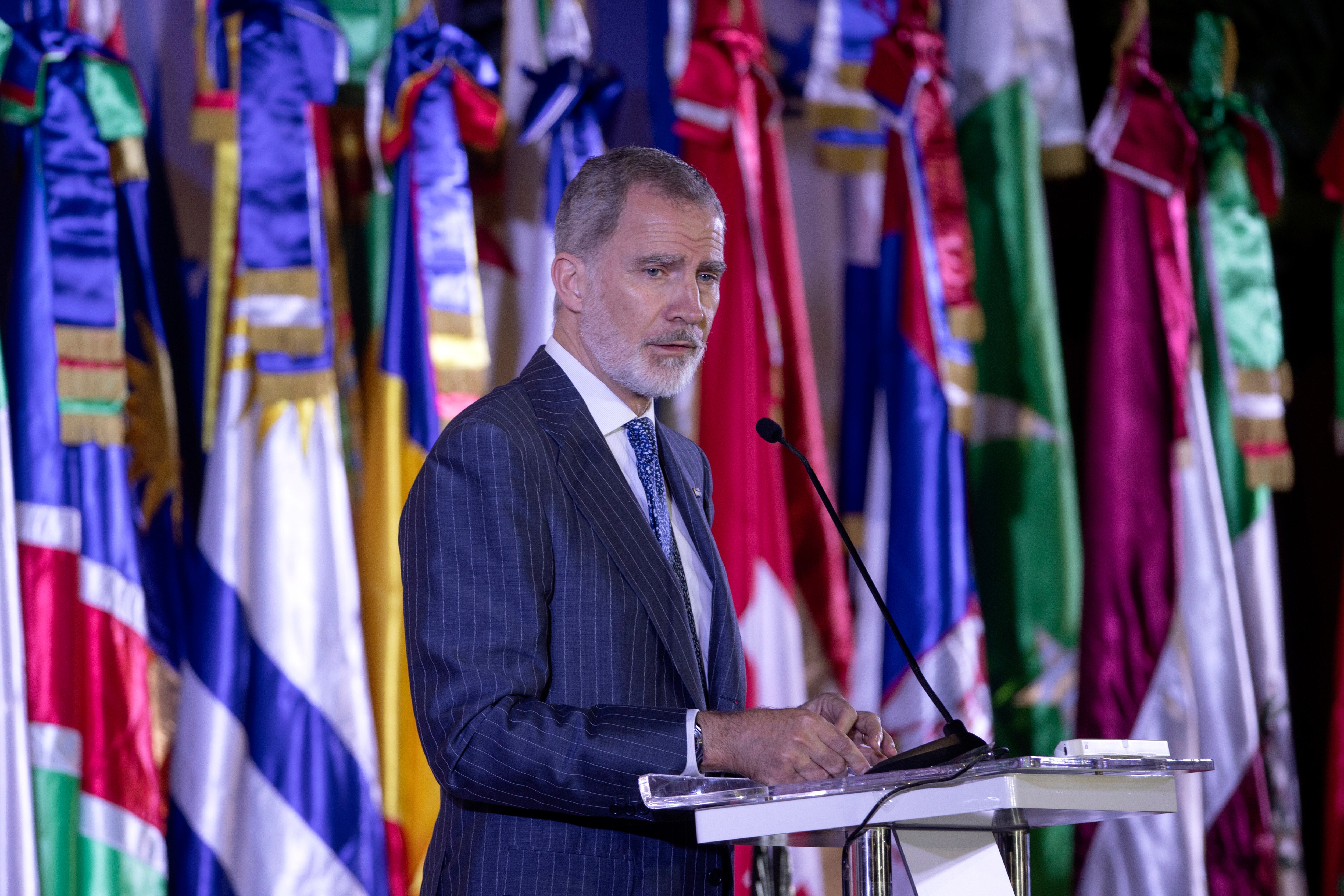 Felipe VI habla durante la clausura del XXIX Congreso Mundial del Derecho