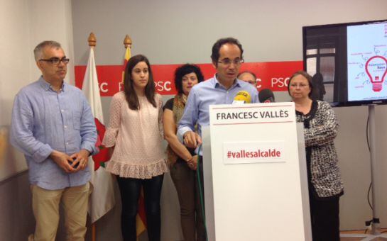 Francesc Vallès, presentant el paquet de propostes per l&#039;antic hospital.