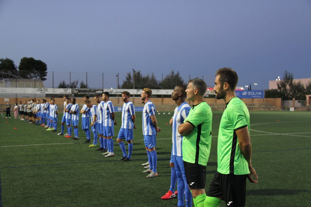 Jugadores del CF Gandia en la presentación