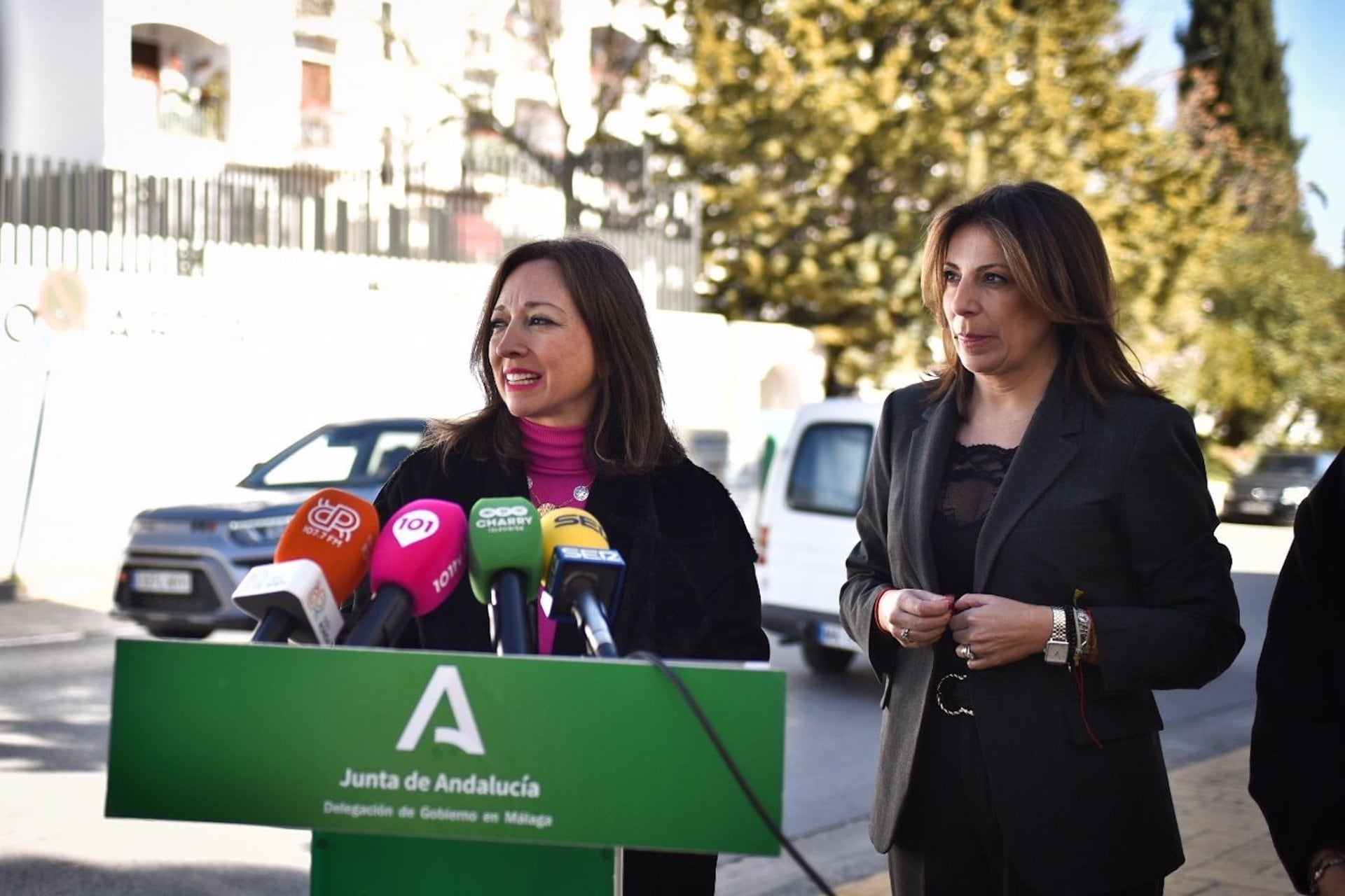 Patricia Navarro junto a Mari Paz Fernández este miércoles en Ronda