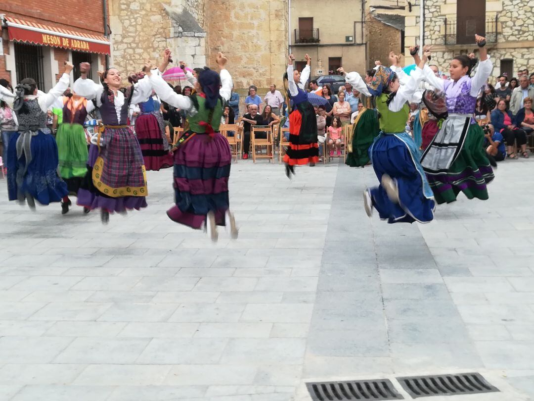 La convocatoria pretende incentivar espectáculos de música, teatro, magia y todo tipo de artes escénicas