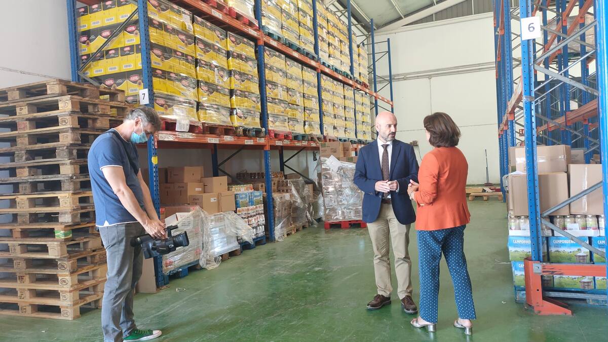 "Empezamos el reparto de 1.500 toneladas de alimentos" J Salas subdelegado del Gobierno