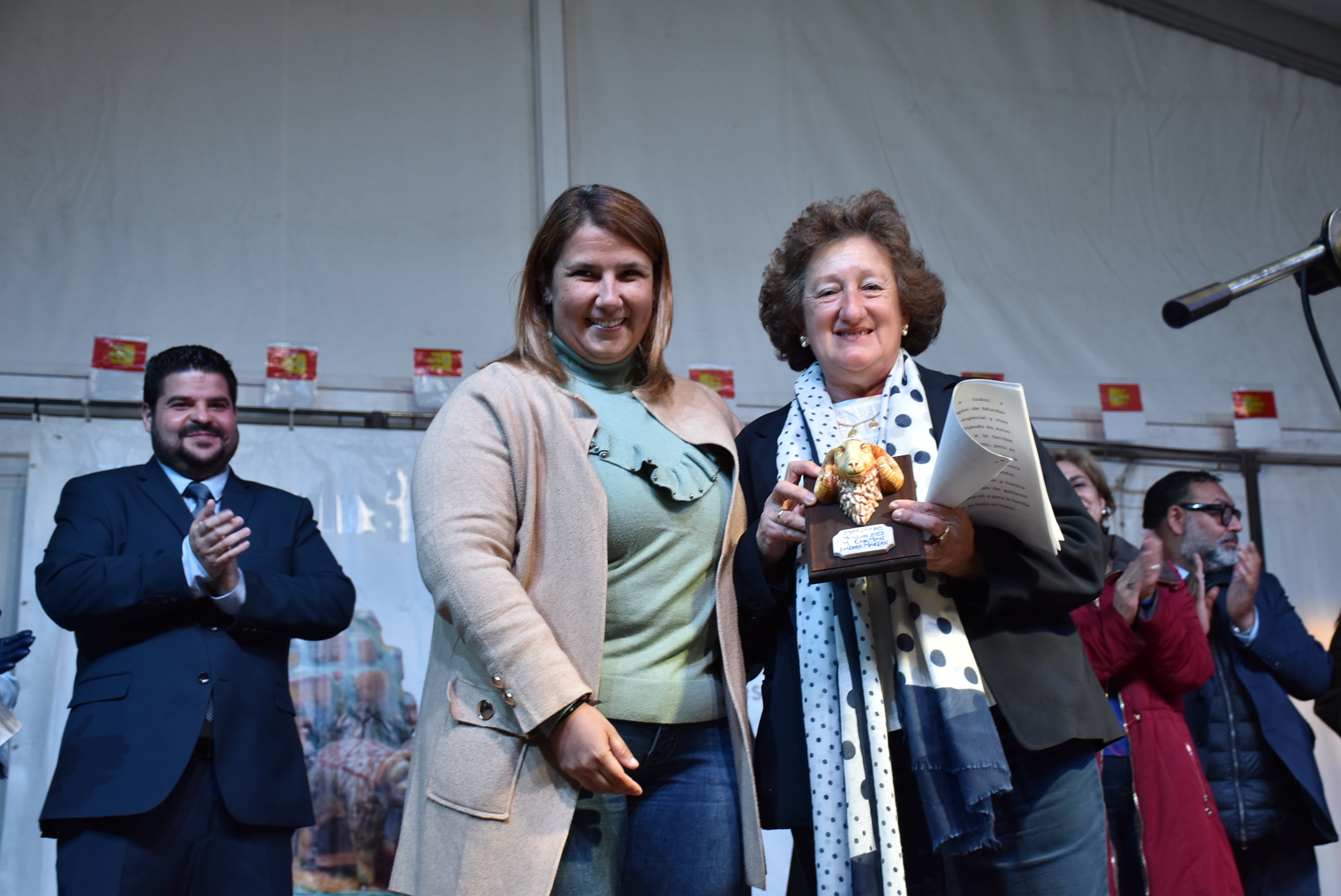 Tita García Junto a María del Carmen Batres