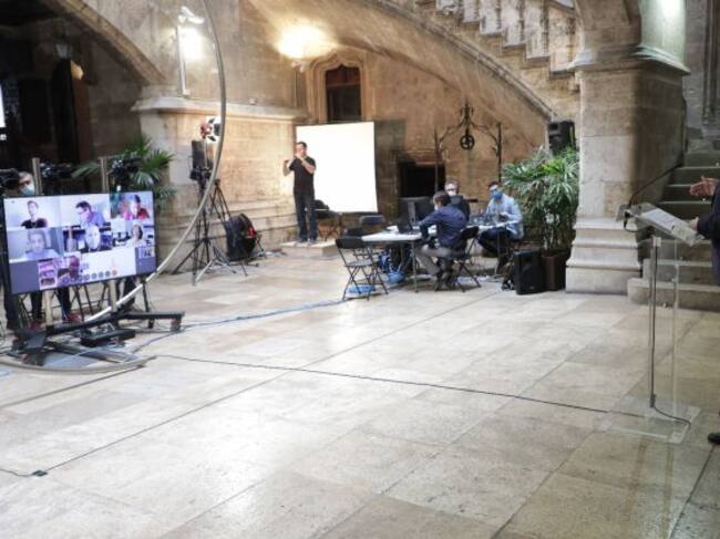 El president de la Generalitat, Ximo Puig, durante la rueda de prensa de este domingo