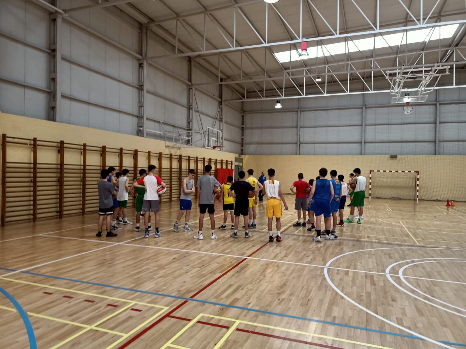 La Delegación Oscense de Baloncesto organizaba esta jornada técnica de baloncesto