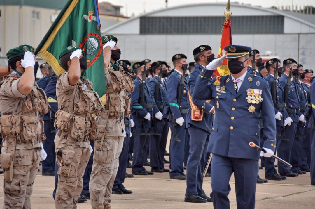 La base aérea de Alcantarilla acoge el acto militar conmemorativo de la festividad de Nuestra Señora de Loreto