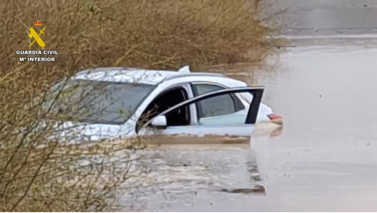 Dos carreteras cortadas en Torre Pacheco y Murcia por las lluvias y problemas en la autovía de La Manga