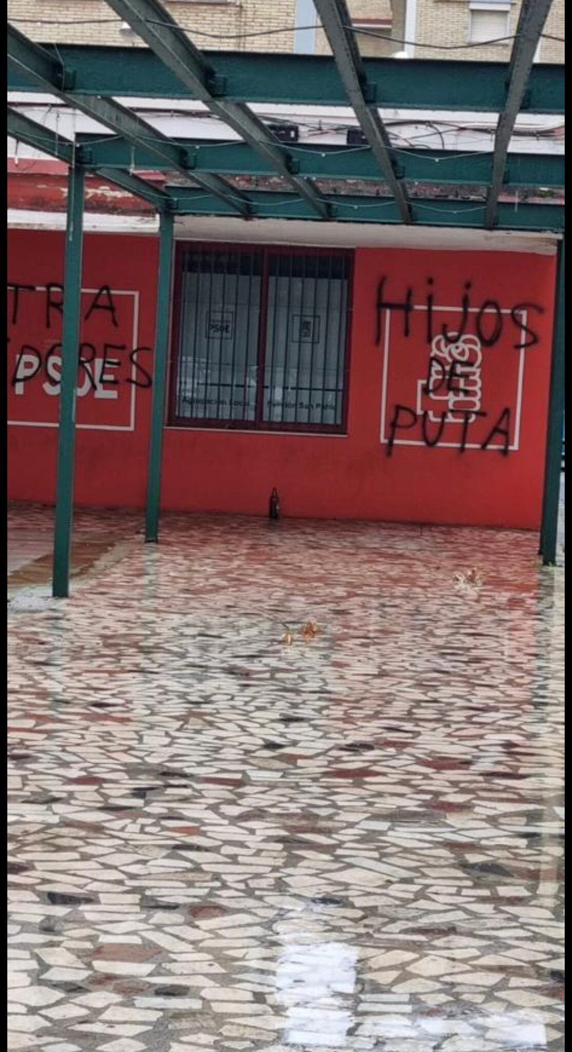 Fachada de la Agrupación PSOE Nervión-San Pablo.