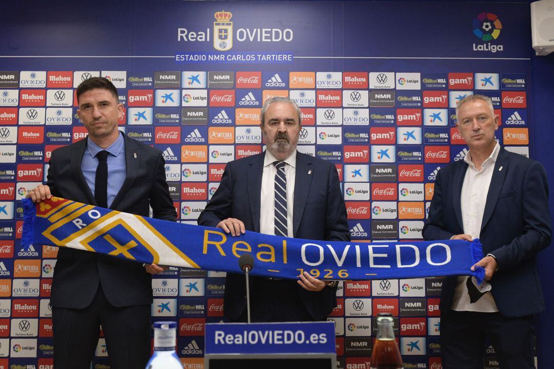 Reyes y Rivas en la presentación.