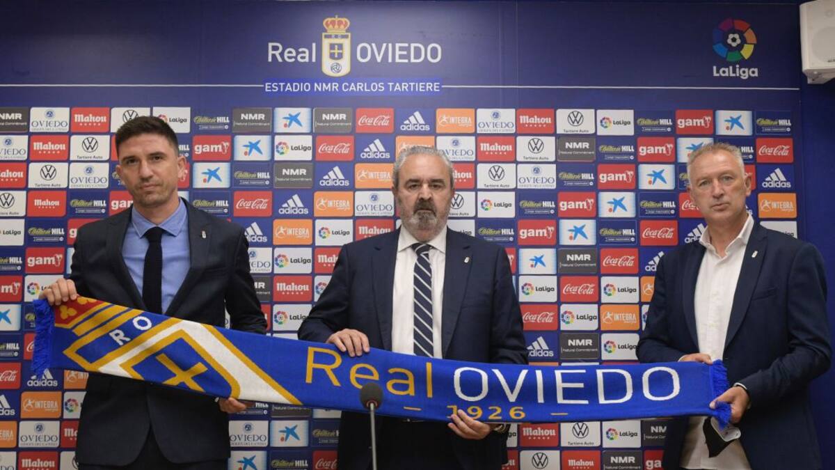 Rubén Reyes: "Hay que fichar mínimo 11 jugadores"