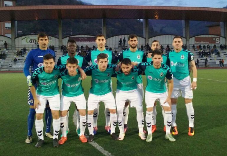 El once titular cántabro en Mieres