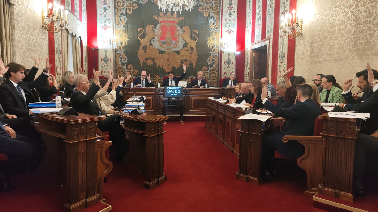 PP y Vox rechazan dos iniciativas de la izquierda para pedir que se blinde el derecho al aborto en la Constitución