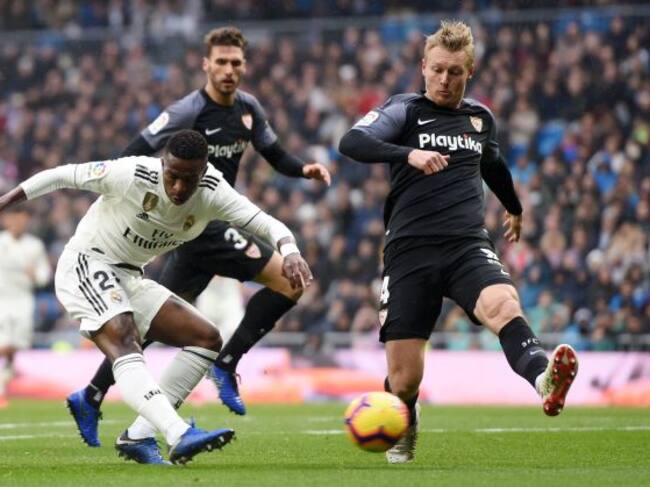 Vinicius en su primera ocasión en el partido contra el Sevilla