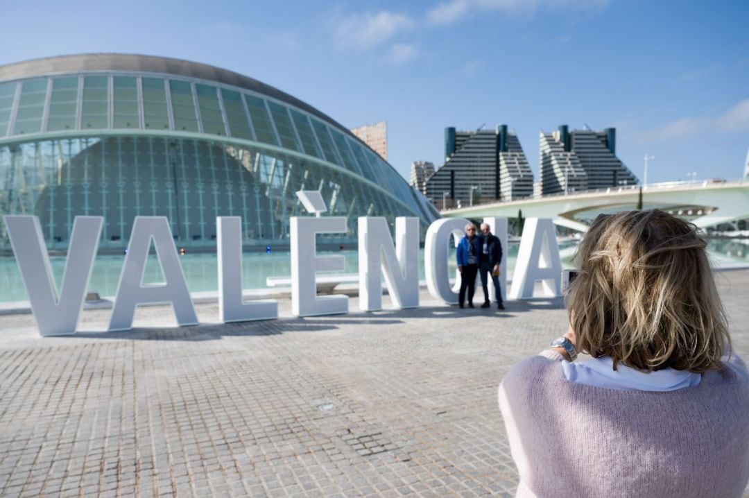 Foto del corpóreo con las letras de València